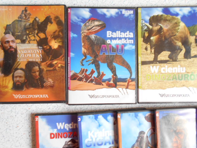 Dinozaury wędrówki z potworami zestaw płyt DVD 7209291668