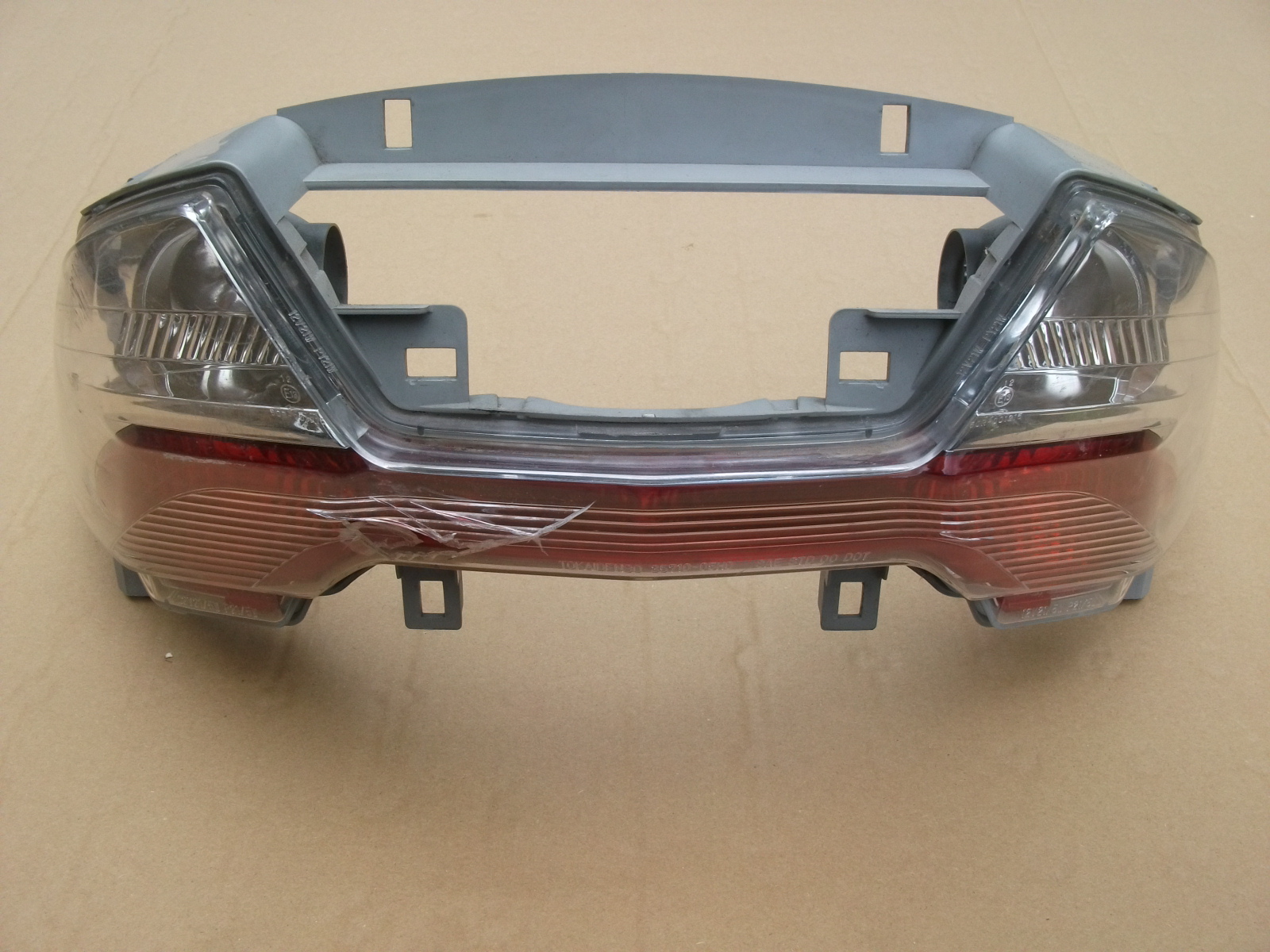 SUZUKI BURGMAN 400 K7 задний фонарь