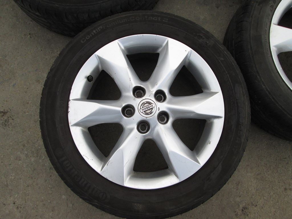 wheels discs tyres Nissan Juke 17"