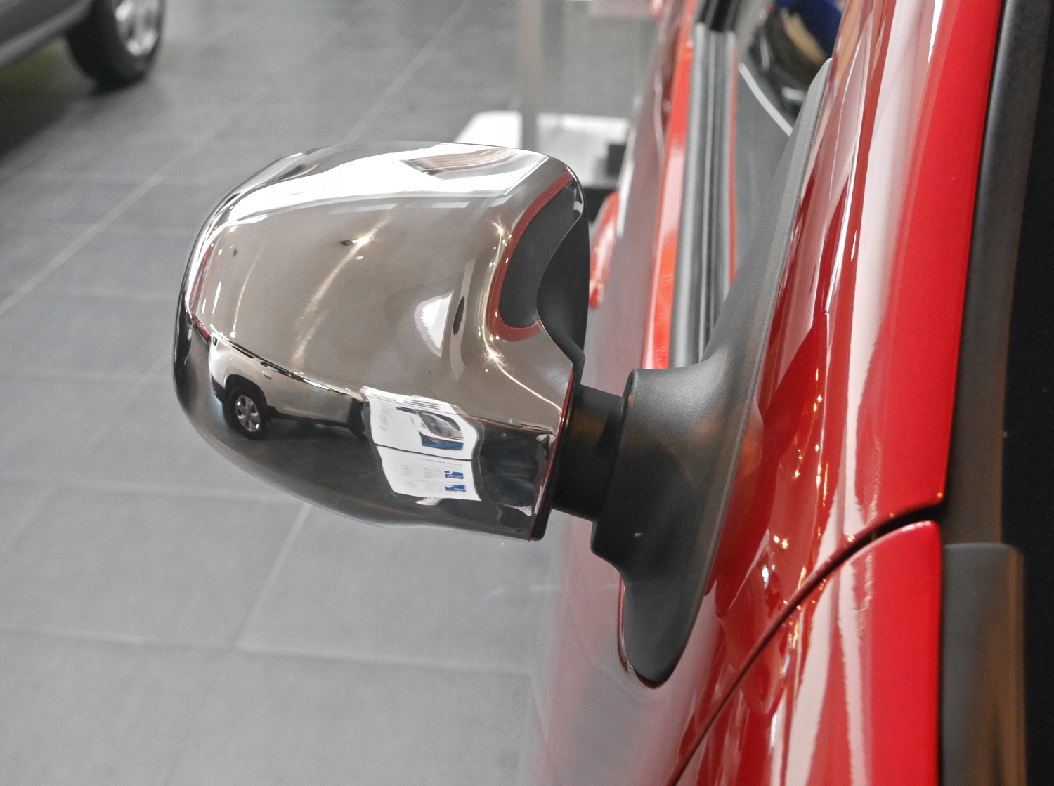 Nakladki luster lusterka Dacia Sandero I 2008 2012 EAN 8698797031875