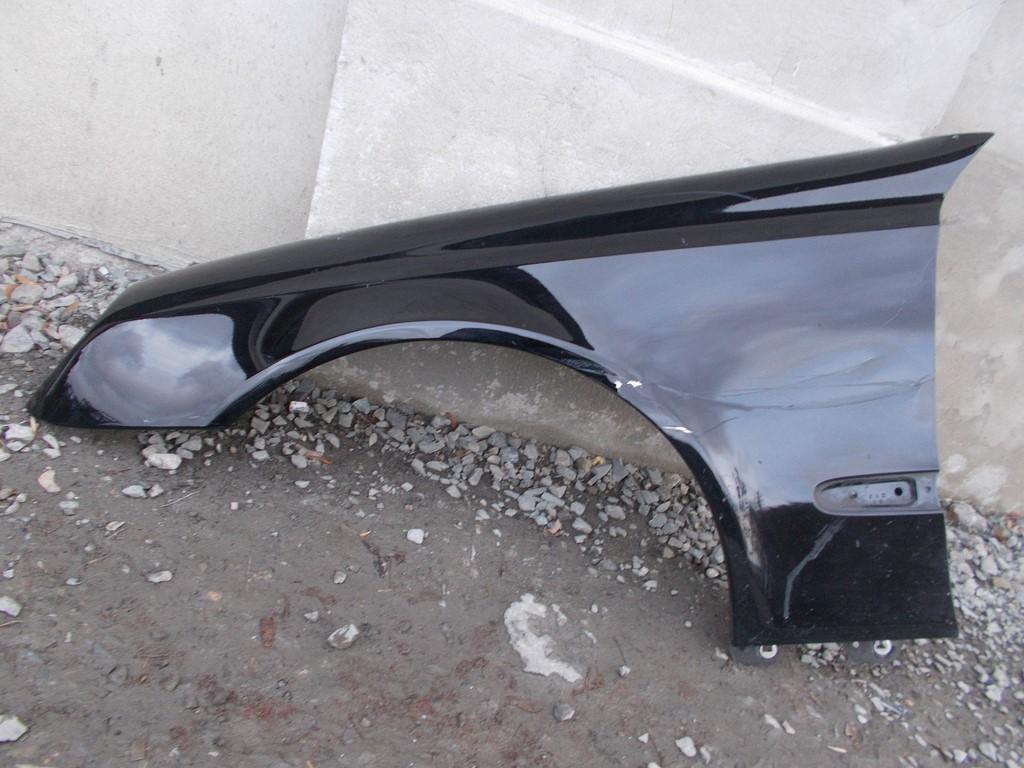 fender left front MERCEDES E KLASA 211 2002-2009R