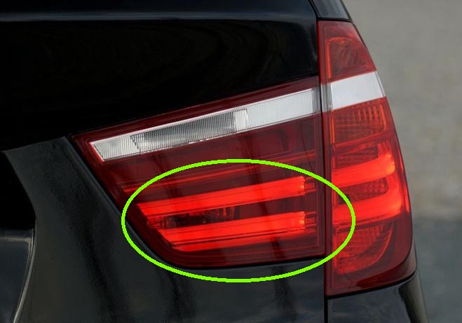 Задний фонарь бмв х3. Фонарь BMW x3 f25. BMW x3 е83 лампы заднего хода. Задняя лампа стоп сигнала BMW x3 f25. Лампы заднего хода BMW f25.