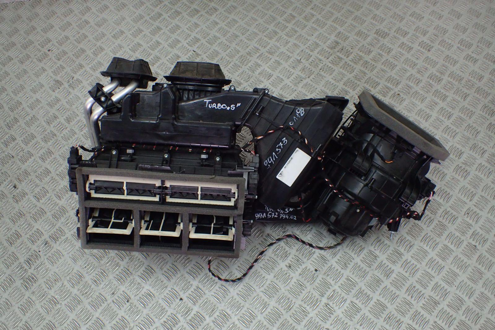 PORSCHE 991 911 TURBO S NAGRZEWNICA 99157301108 Producent części Porsche OE