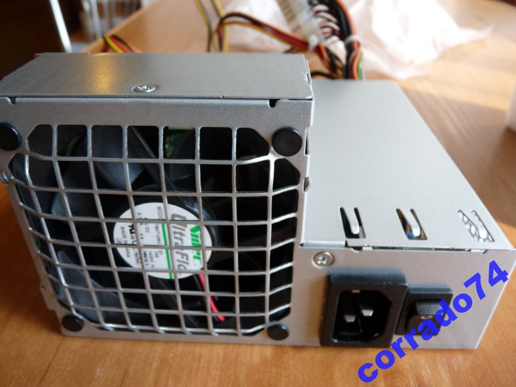 Napájecí zdroj Esprimo E5635 E5730 E9900 Fujitsu 250 W