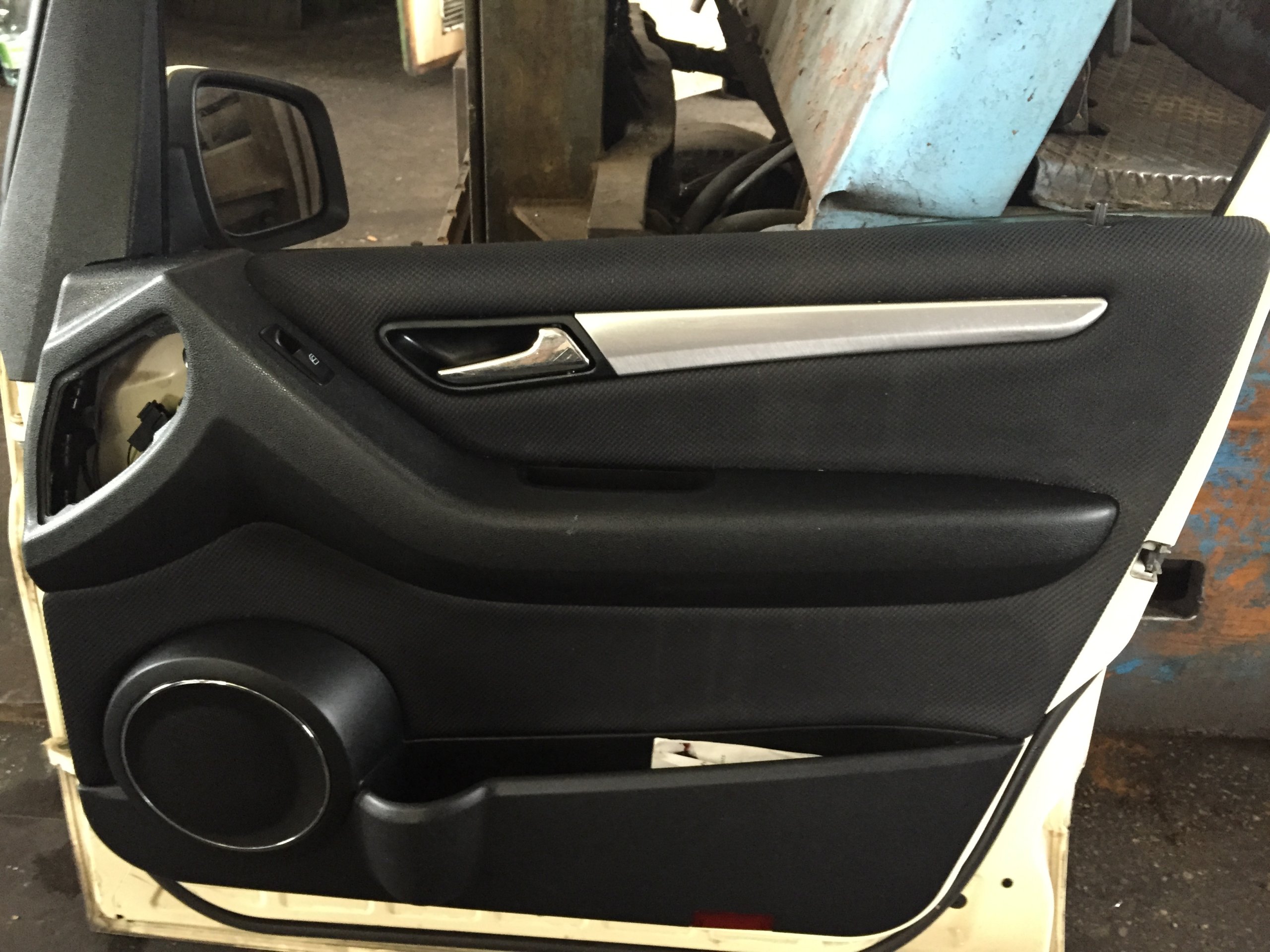MERCEDES a класс W169 дверные карты перед