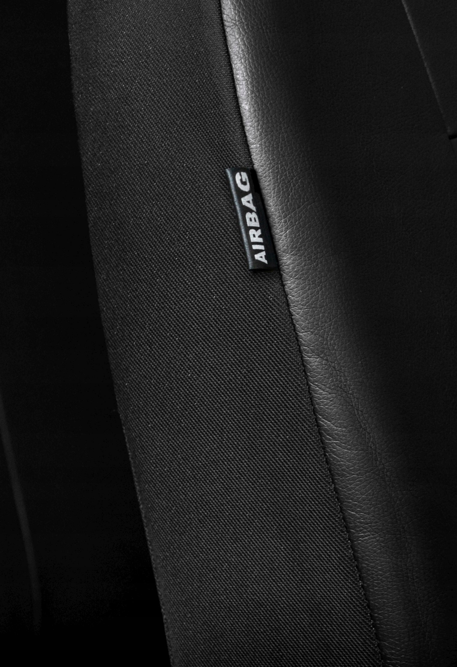 SOLIDNE MOCNE WYTRZYMAŁE SKÓRZANE POKROWCE NA FOTELE SAMOCHODOWE Model EV1a4