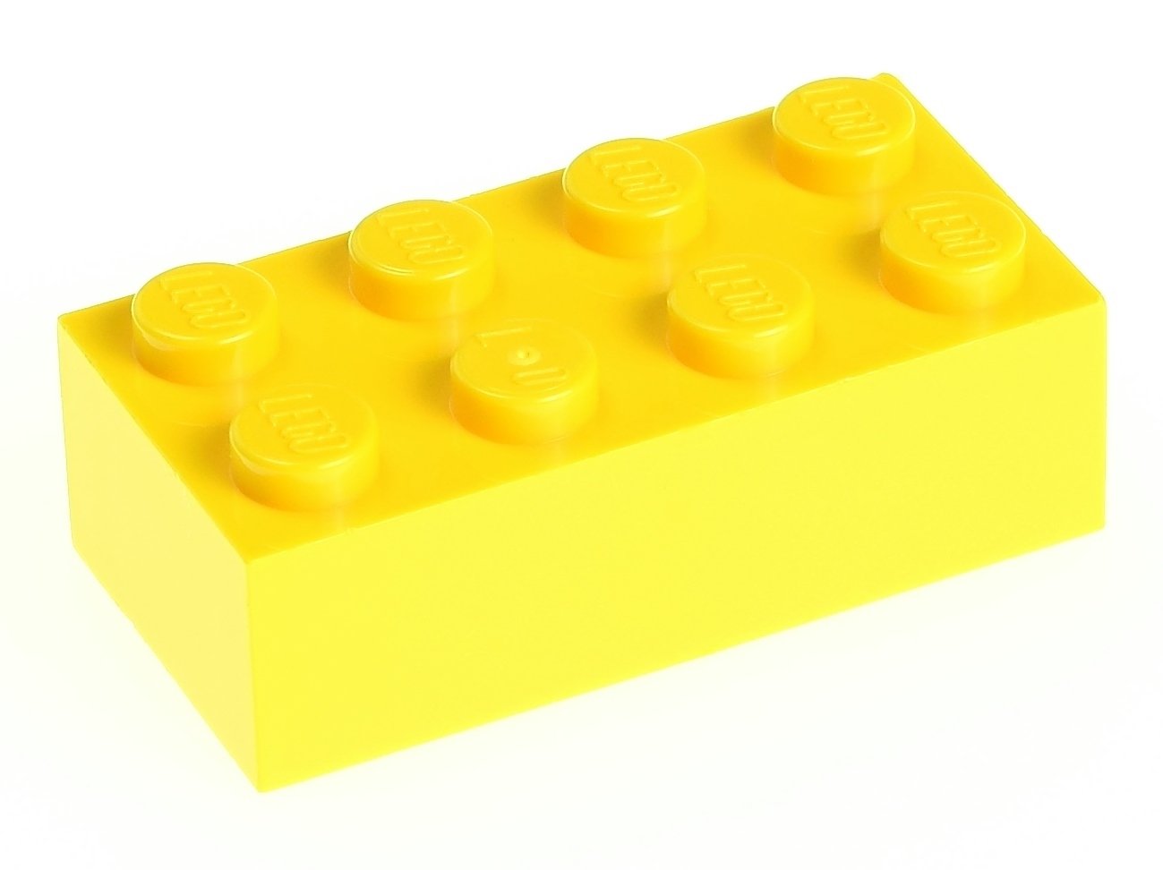 Конструктор желтый. LEGO Brick 2x4. 1x5x2 LEGO Brick. Кирпичик 2х2 лего. LEGO Brick 924273.