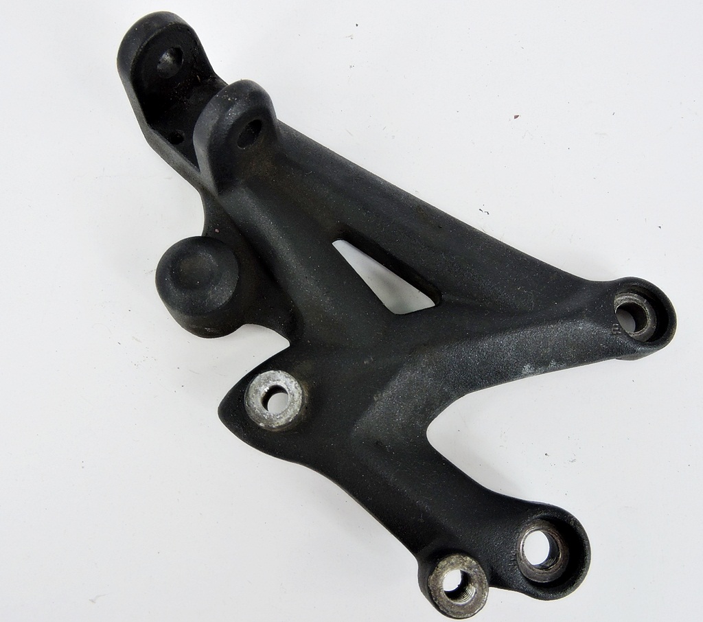 SET PRZOD LEWY TRIUMPH STREET TRIPLE 675 16