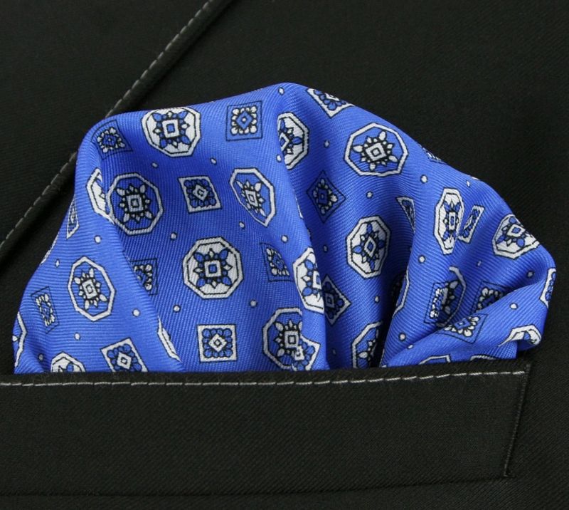 Elegancka i modna poszetka Alties Marka inna