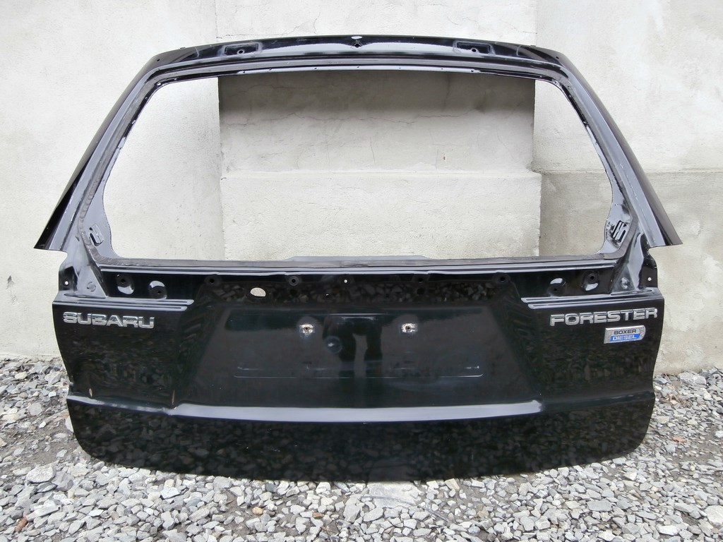 крышка багажника зад subaru Forester 3 III SH 2008-2012R