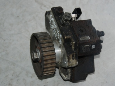 POMPA WTRYSKOWA VW CRAFTER 0445010125 Producent części Bosch