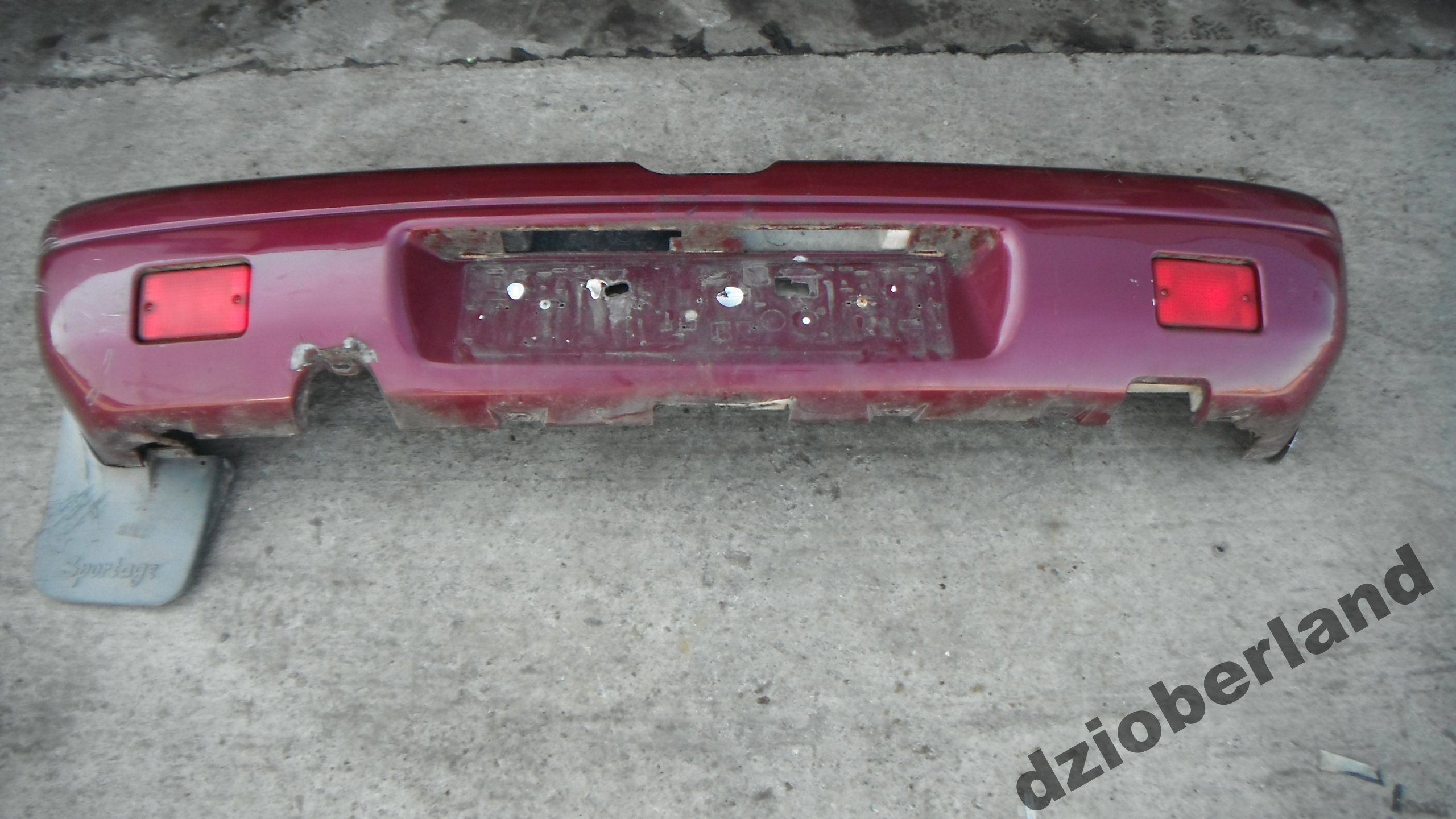 KIA SPORTAGE I 2.0 96r ZDERZAK TYŁ