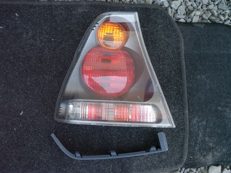 ФАРА ЛЕВА ЗАД. ЗАДНЯЯ BMW 3 E46 КОМПАКТНЫЙ