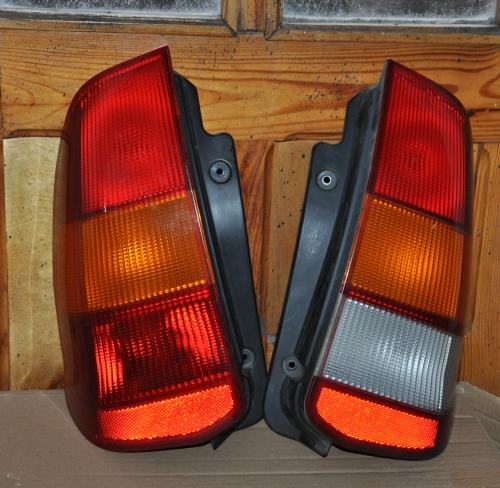 MITSUBISHI SPACE STAR 98-02 ПРАВА ЗАДНЯ ОРИГІНАЛ