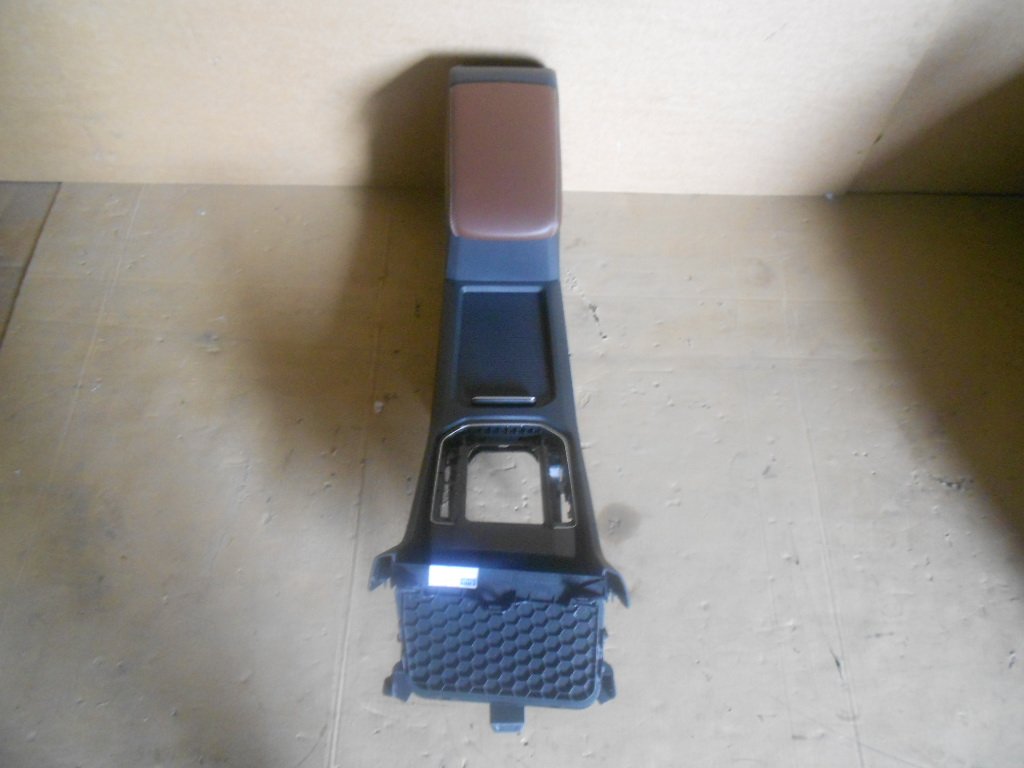 VW GOLF SPORTSVAN ТУННЕЛЬ ПОДЛОКОТНИК КОЖА