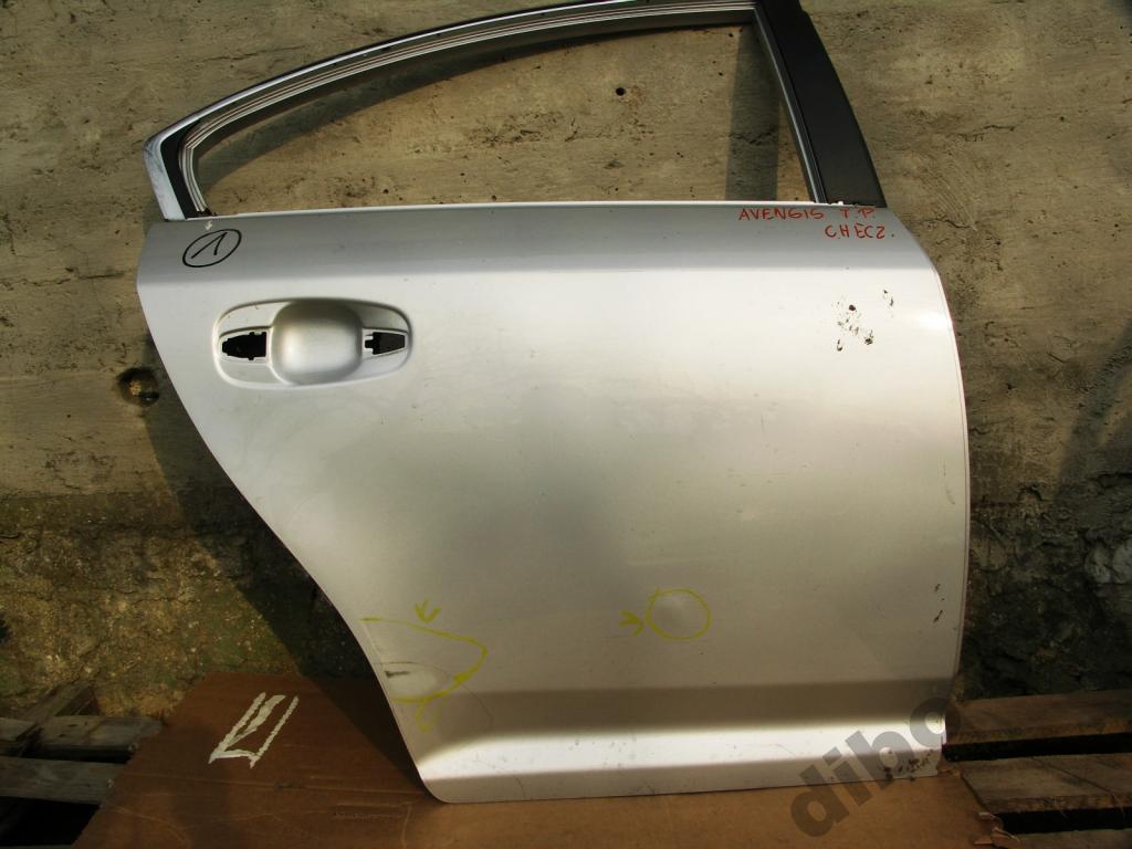 Avensis 08-13 T27 двері заднє праве седан КЄЛЬЦІ
