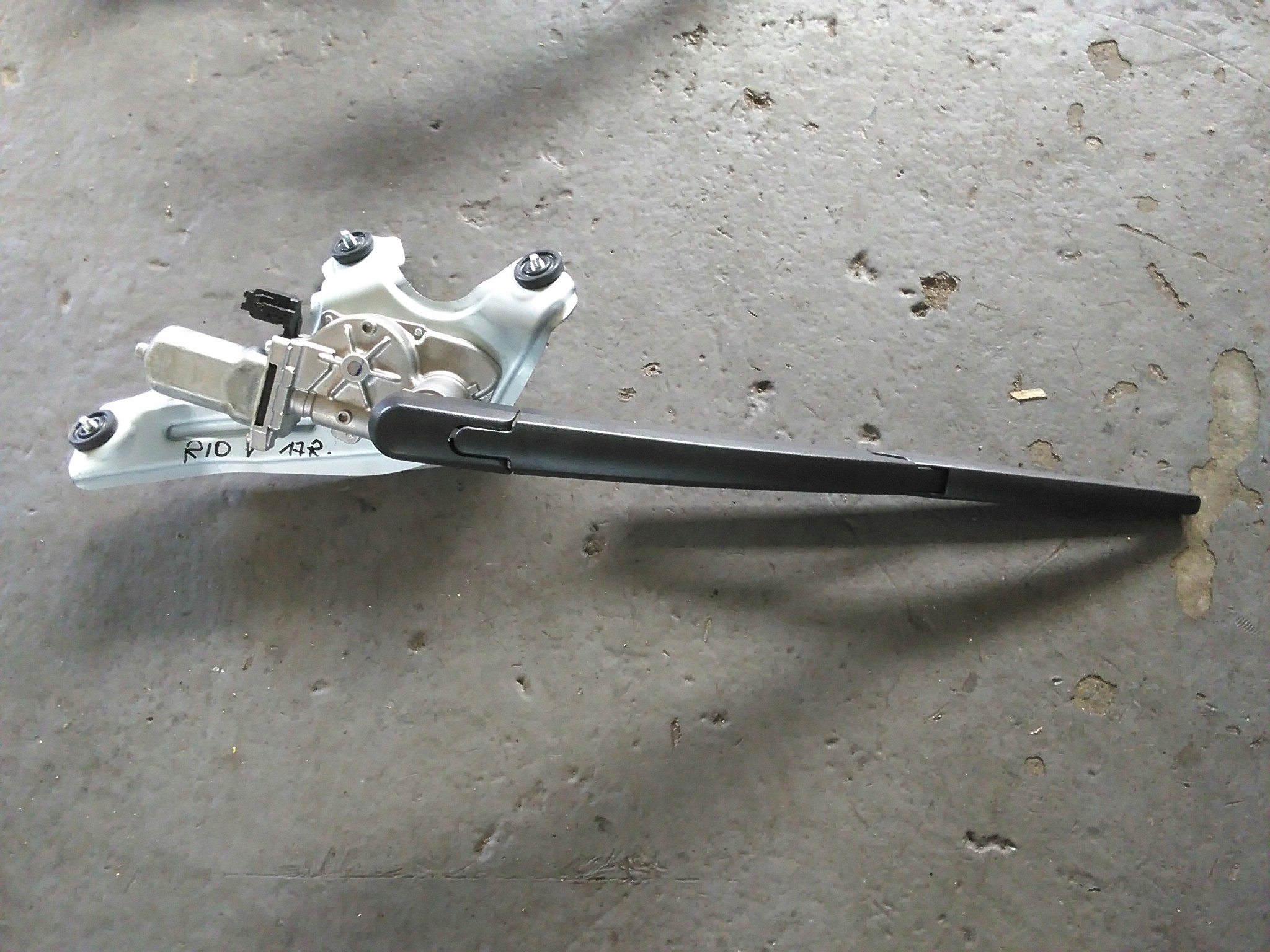 Kia OE ЗАДНЕЙ ЗАД.