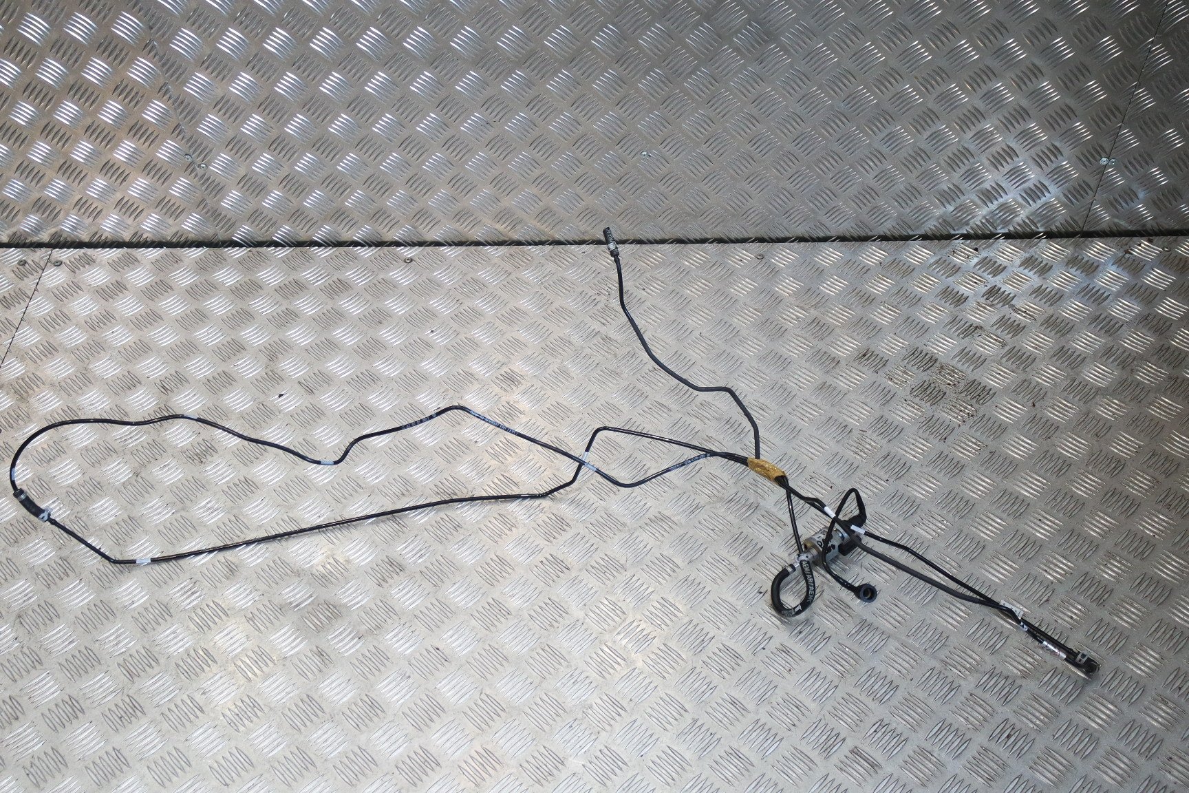 ТОПЛИВОПРОВОД WEBASTO PORSCHE PANAMERA 970572621