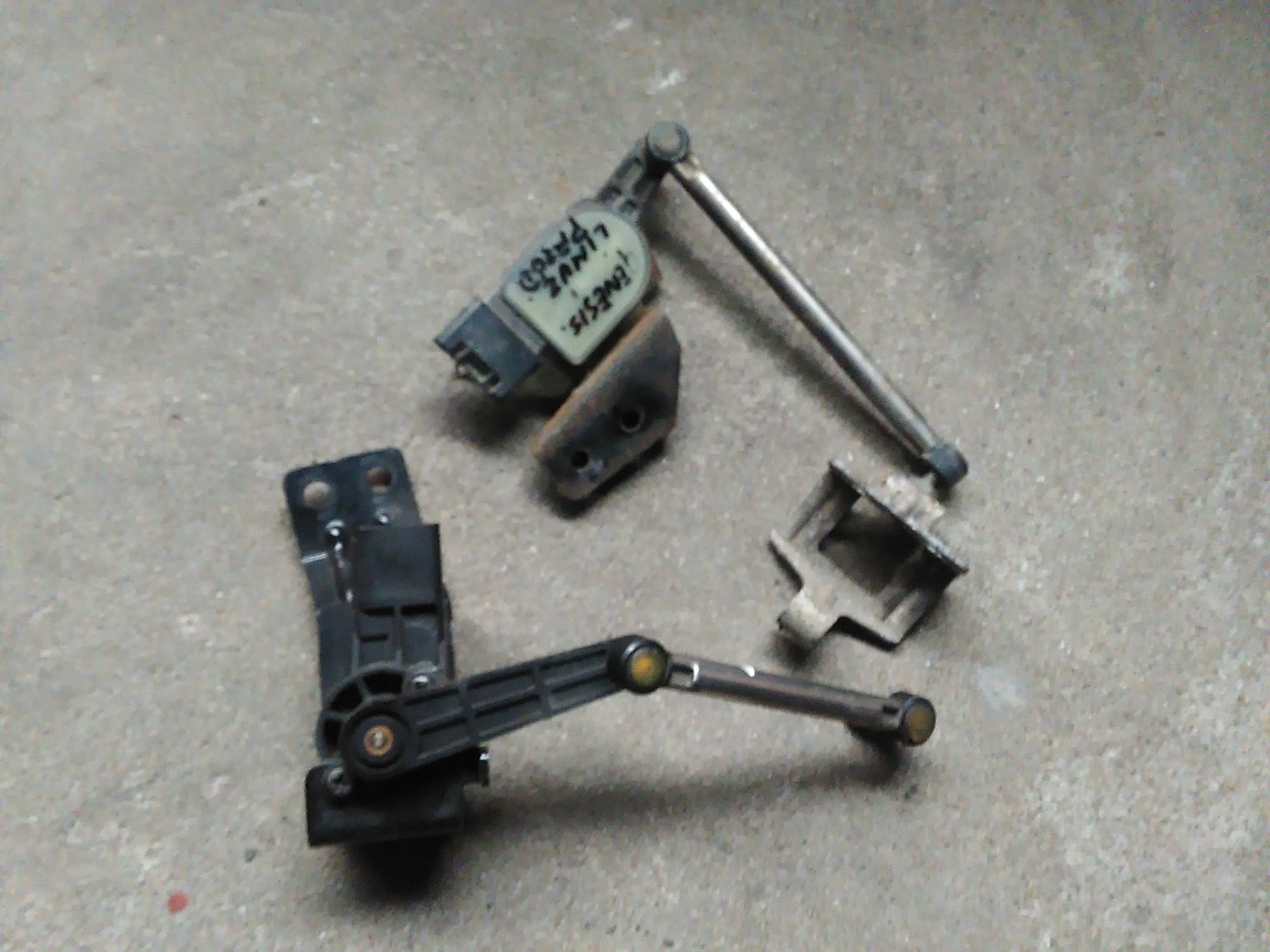 HYUNDAI GENESIS СЕДАН ДАТЧИК УРОВНЯ КСЕНОН