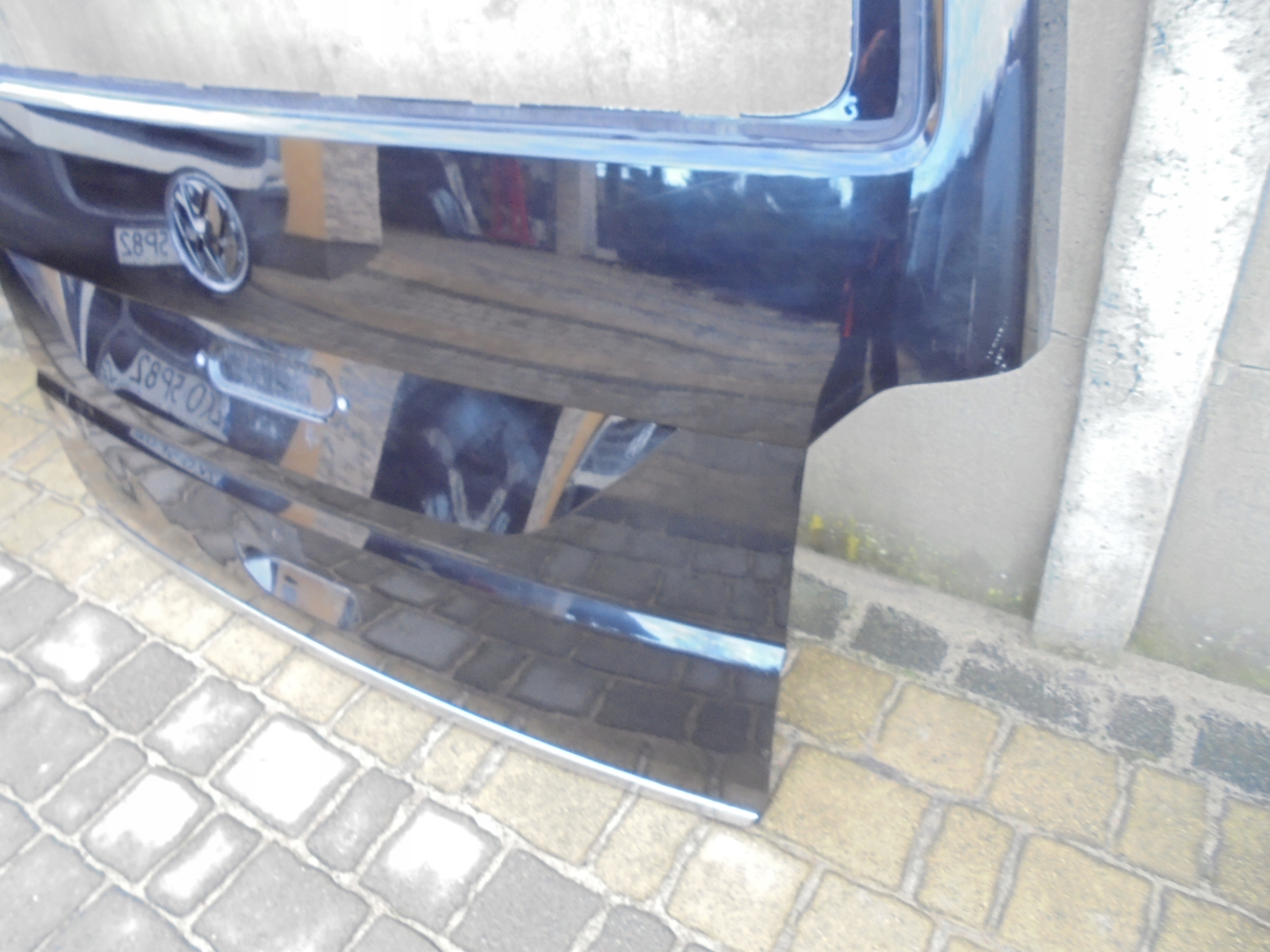 VW T6 MULTIVAN 7E0 - klapa tylna Kolor do lakierowania