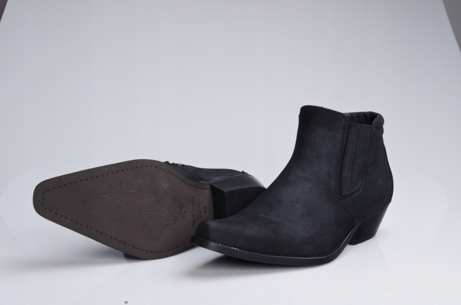 

Kowbojki model K-620 Skóra roz.39-46 zamek Nowość