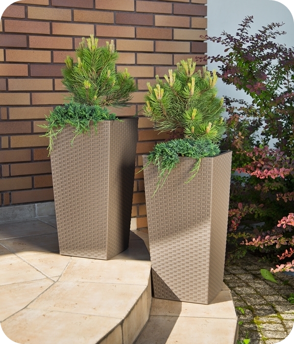 DONICZKA LAMELA FINEZJA RATTAN25x25h47+WKŁA.CZARNA Marka Lamela