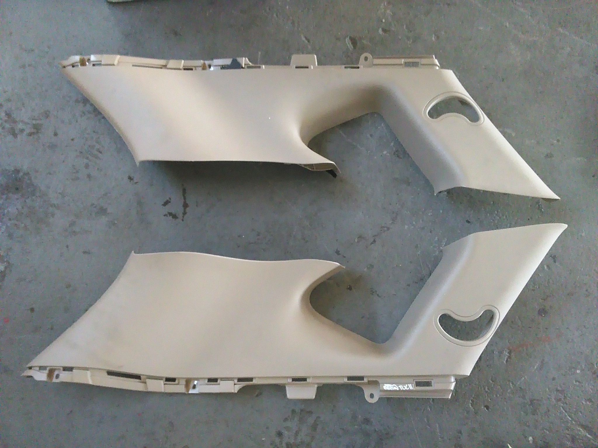 HYUNDAI TUCSON II 2015-18 КРЫШКА СТОЙКИ БЕЗ СТОЙКИ