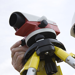 WYTRZYMAŁY Niwelator optyczny Leica NA 720 [HIT] Kod producenta 641982