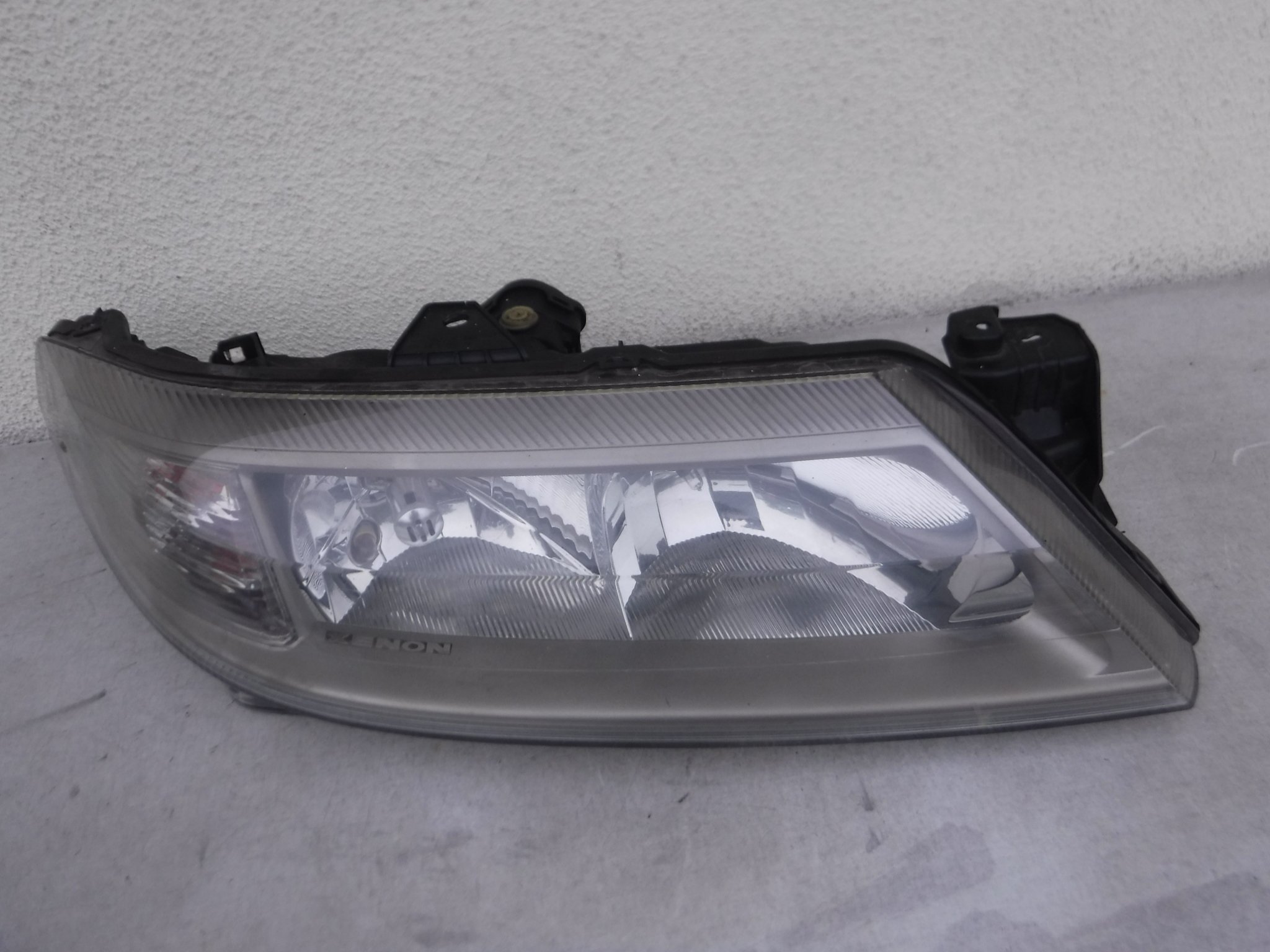 фара правая renault LAGUNA II ксенон