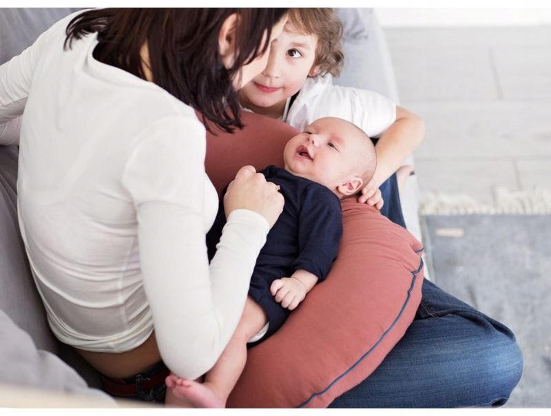 Poduszka do karmienia rogal Poofi Organic Miodowa Kod producenta PF069