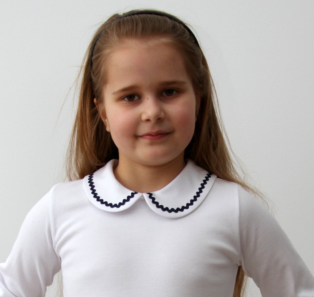 BLUZKA BIAŁA Z KOŁNIERZYKIEM PROSTY RĘKAW ROZ. 116 Bohater brak