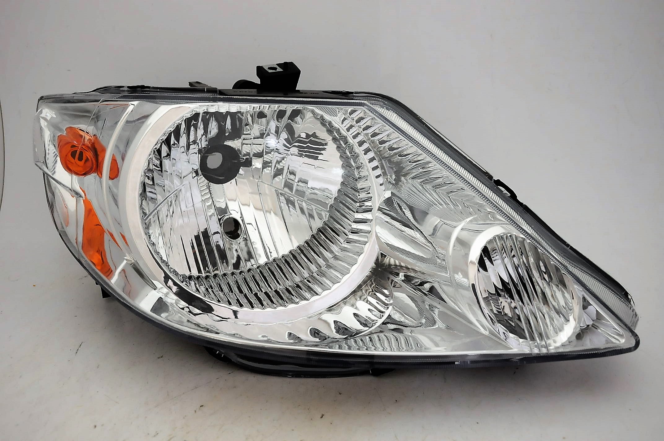 HONDA CITY 02-04 LAMPA REFLEKTOR PRAWY NOWY DEPO ^ Strona zabudowy prawa