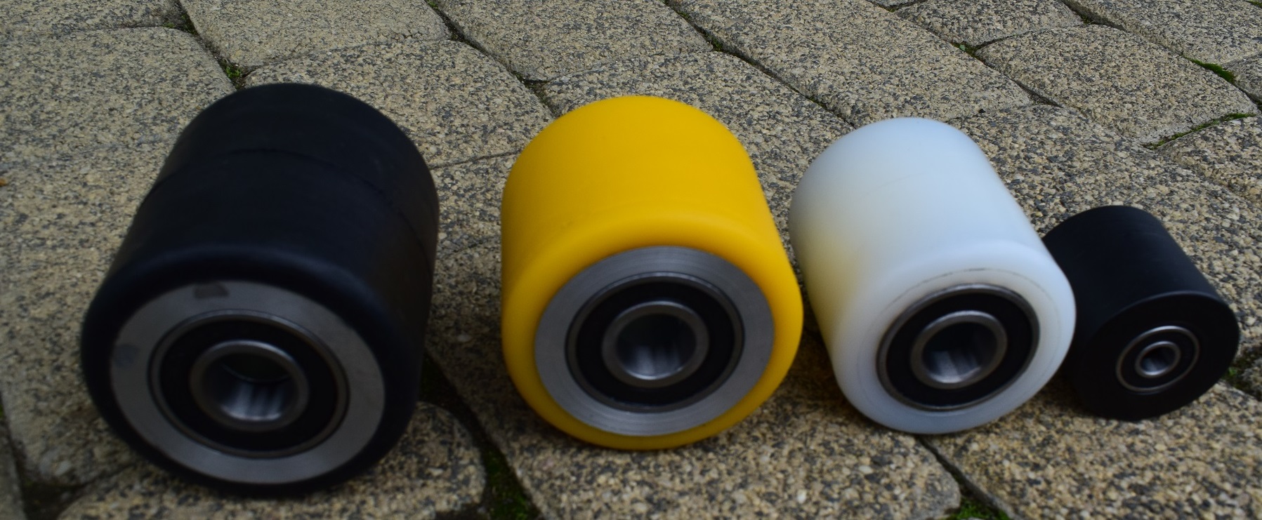 80-90 ROLKA ROLKI DO WÓZKA PALETOWEGO PALECIAKA Długość wideł 1 mm