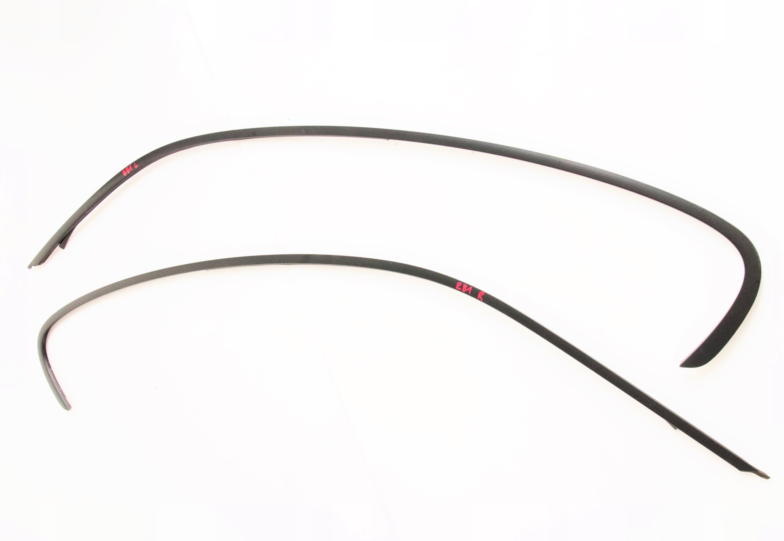 BMW E81 mouldings KAROSERYJNE side black MAT