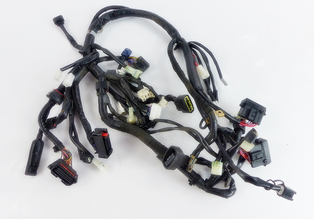 МОНТАЖ ЖГУТА ПРОВОДОВ КАБЕЛИ ВИЛКИ YAMAHA XSR 700