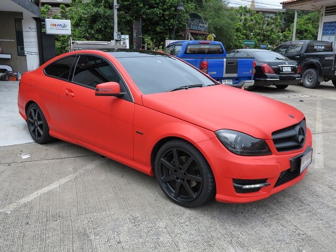 FOLIA OKLEINA MATOWA CZERWONA MAT 30m x 152cm HURT Width 152 cm