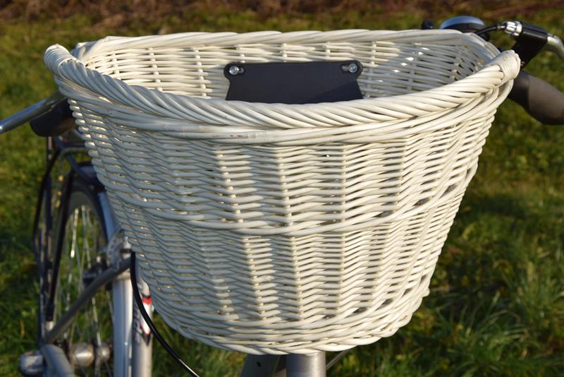 Koszyk wiklinowy na ROWEROWY click POLSKI BIAŁY Model Wiklinowe Cuda