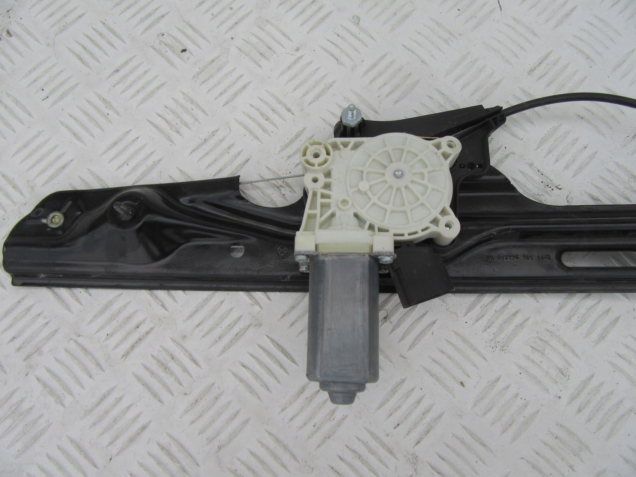 BMW X3 F25 mechanism lifting windows left front
