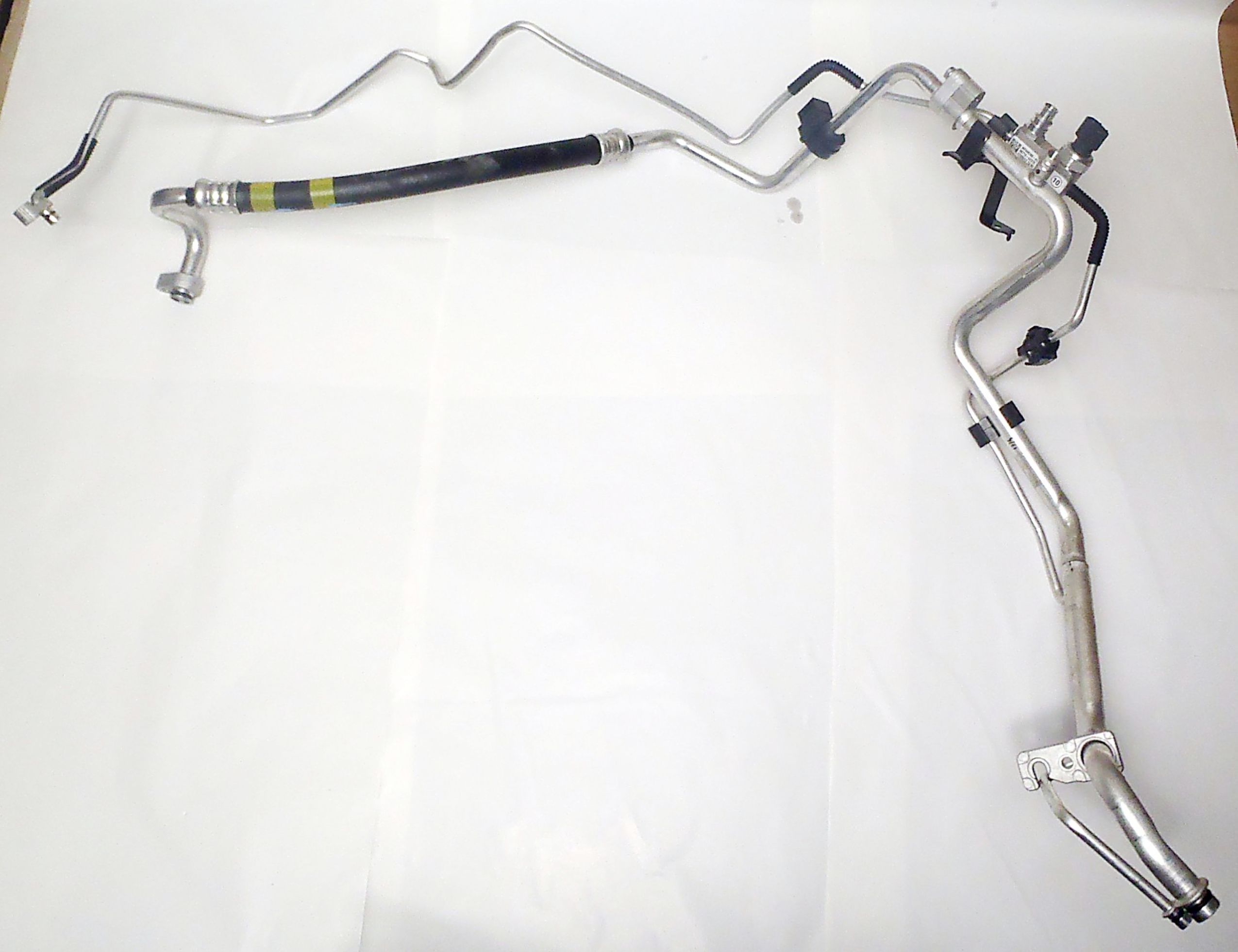 88710-0Z420 - AURIS II 16-18 1,8 ГІБРИД ПОВІТРОВОДИ КОНДИЦІОНЕРА