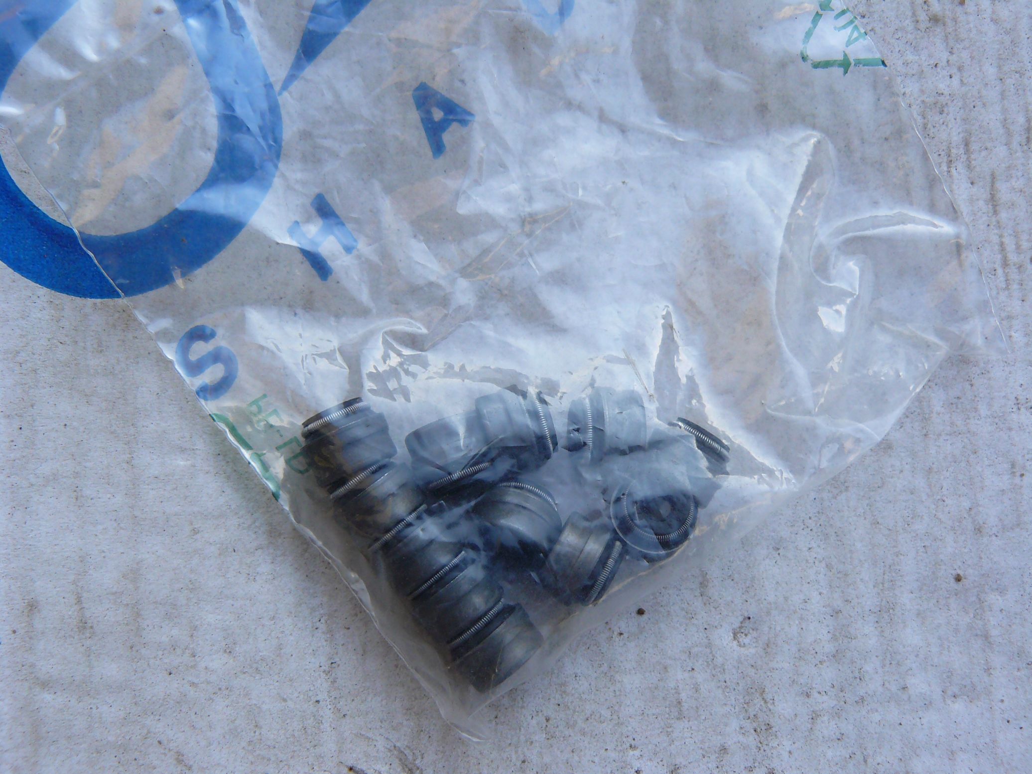 GM NOWY USZCZELNIACZ ZAWORU OPEL ORYGINAŁ