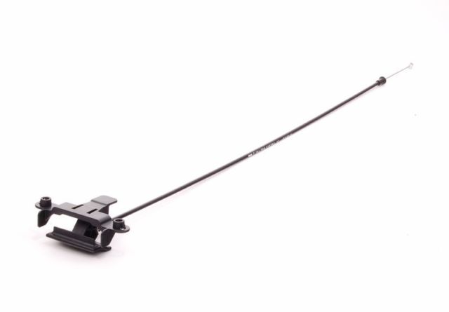 2 - Крюк трос открывания капота BMW X5 X6 оригинал