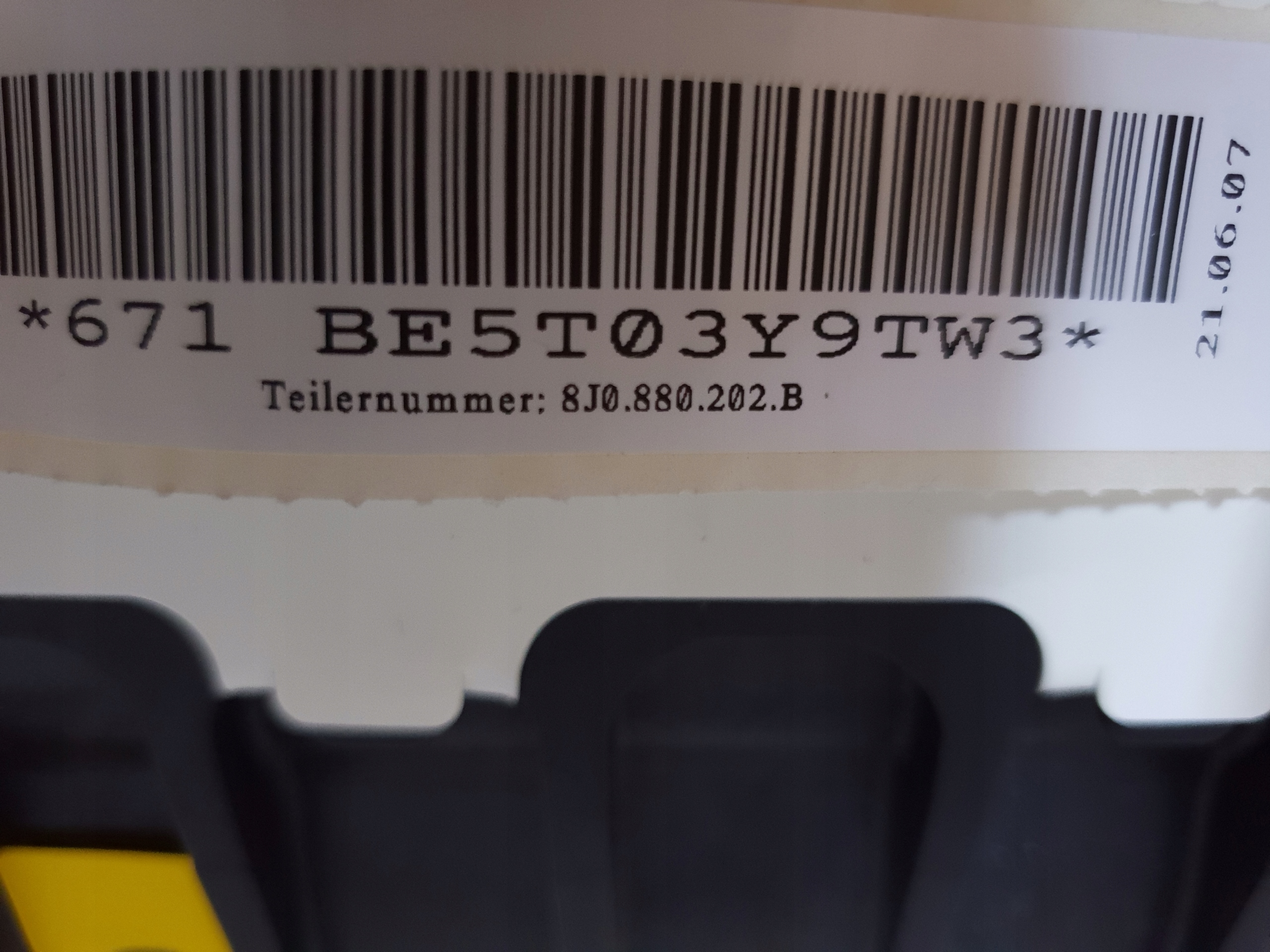 подушка пассажира Audi OE 8J0880202B
