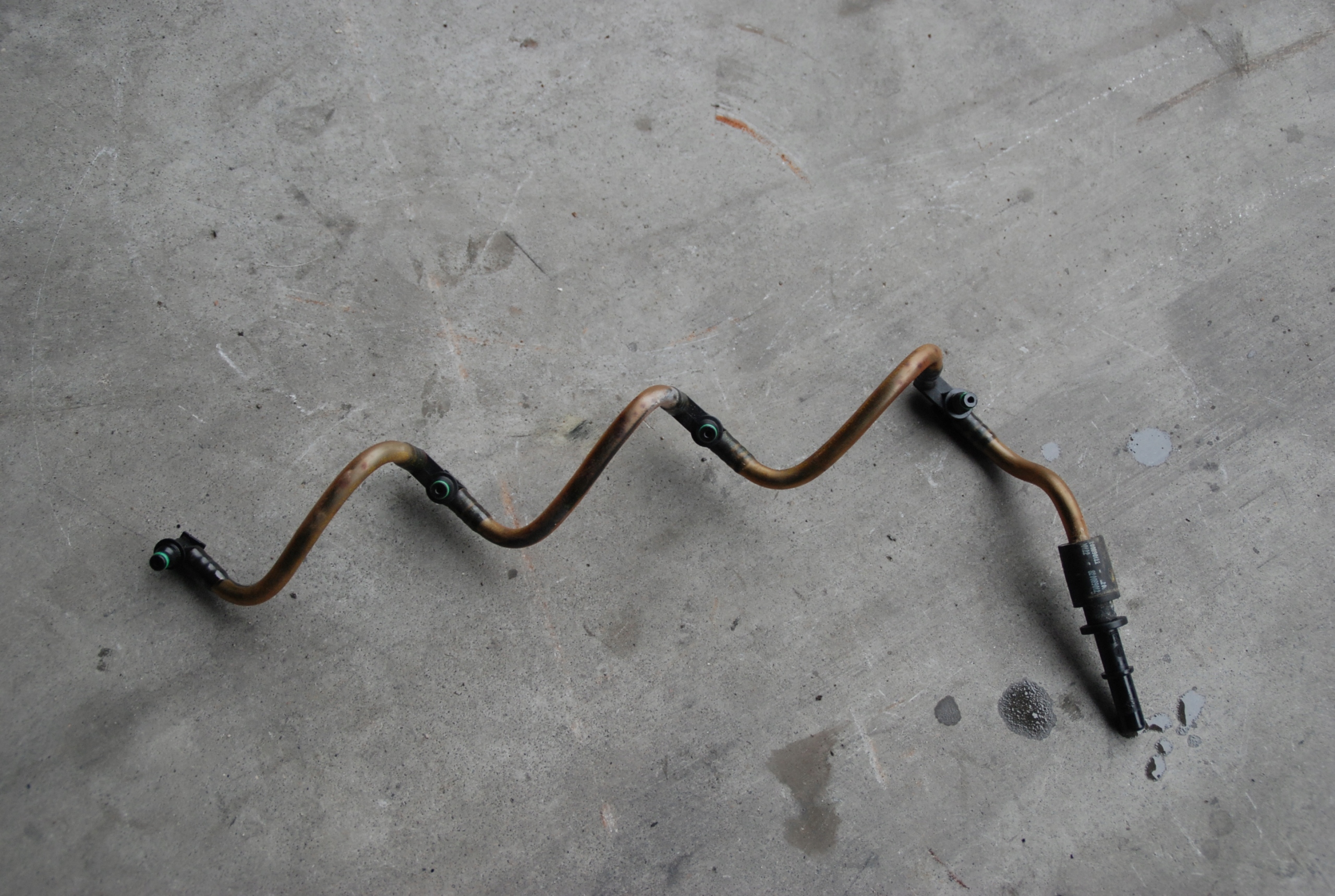 TRAFIC II VIVARO PRZEWOD PRZELEWY PALIWA 2.0 DCI