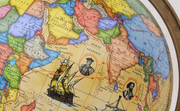 Globus TRASAMI ODKRYWCÓW 220mm + karton 22 NA PREZENT polityczny polski Marka inna