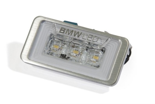 Oryginalna lampka bagaznika LED BMW