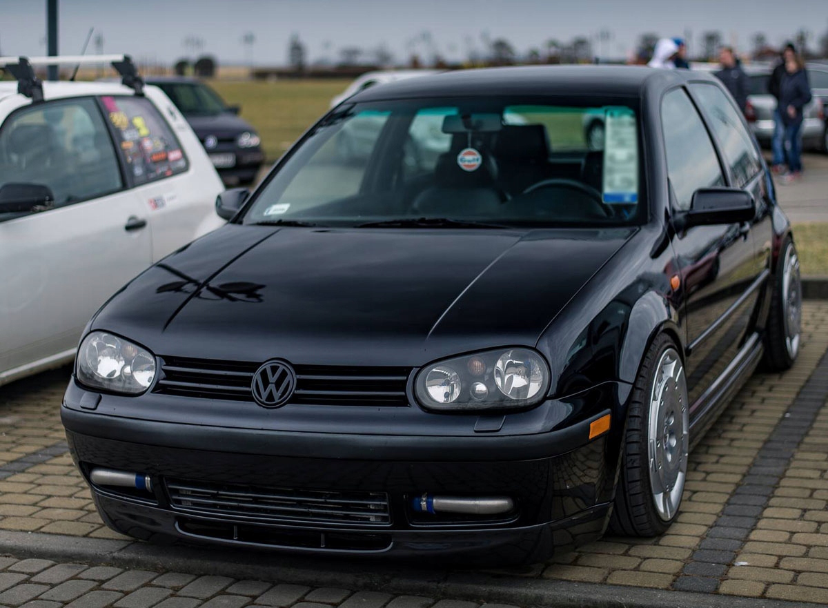 GOLF IV MK4 LAMPY reflektory halogeny przod BLACK Rodzaj świateł mijania Tradycyjne / halogenowe