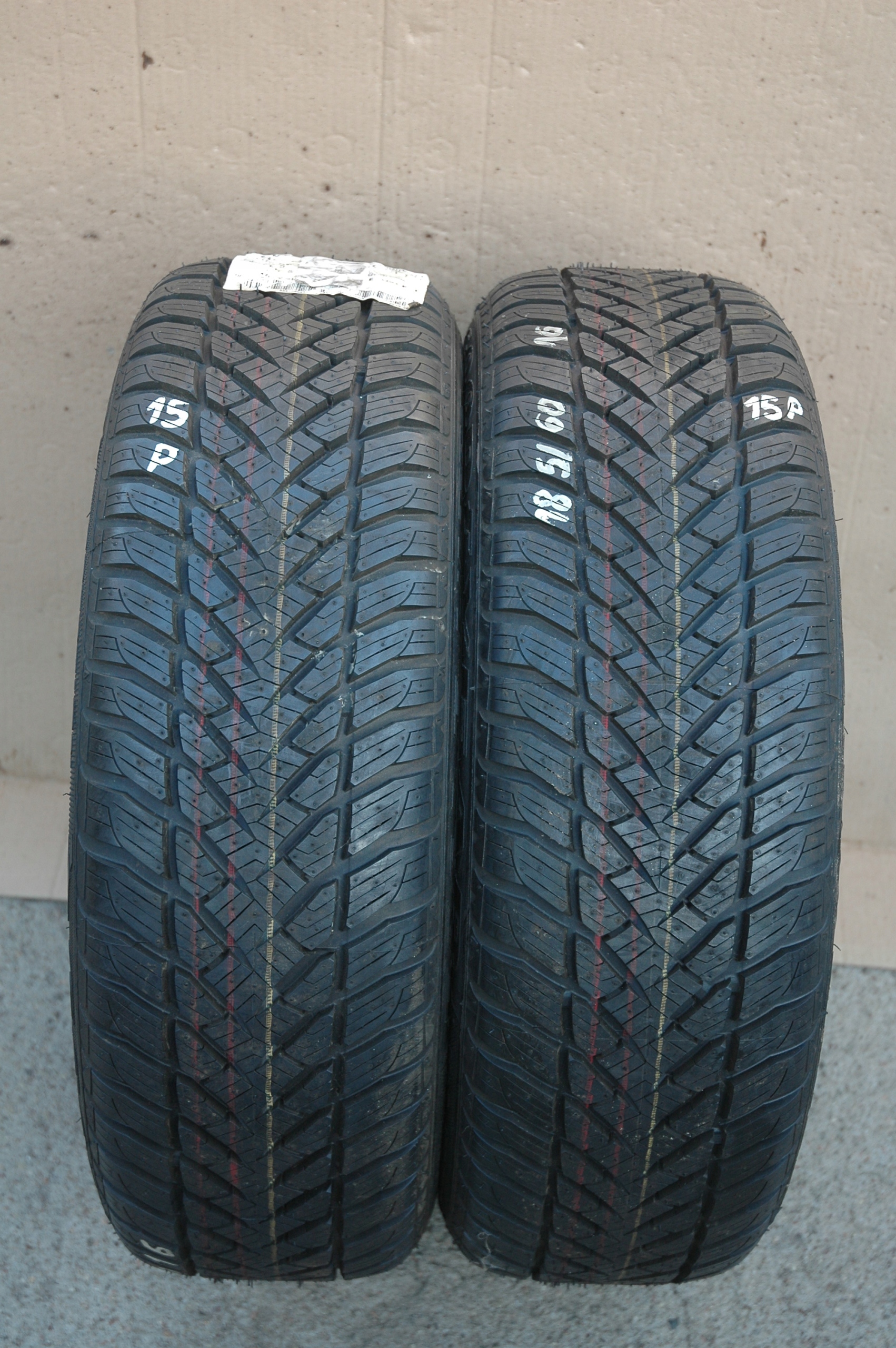 Goodyear Eagle Ultra Grip run flat 185/60 16 86H