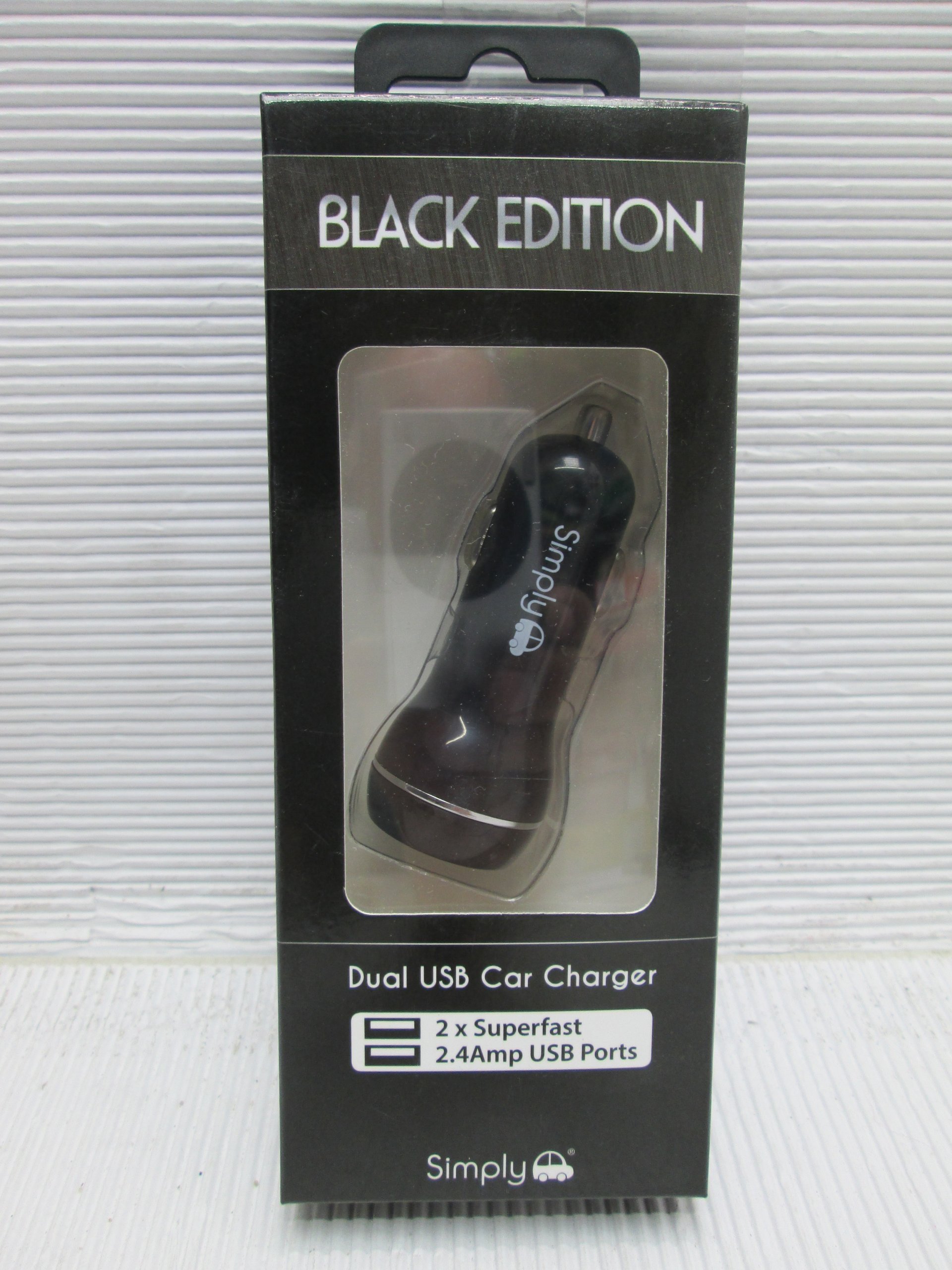 SIMPLY BLACK PODWÓJNA ŁADOWARKA USB 2,4 A-6749 EAN (GTIN) 5037409087337