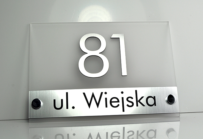 Numer na dom, tabliczka z numerem 30 x 20 cm Wysokość produktu 20 cm