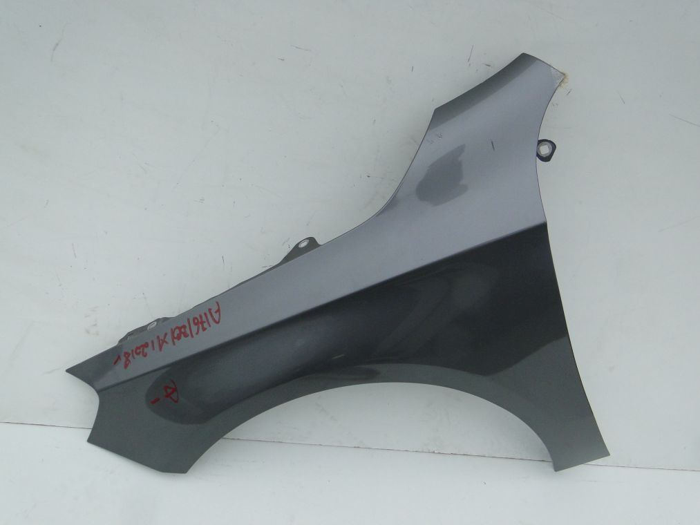 MERCEDES A KLASA W176 176 BŁOTNIK LEWY PRZEDNI Typ samochodu Samochody osobowe